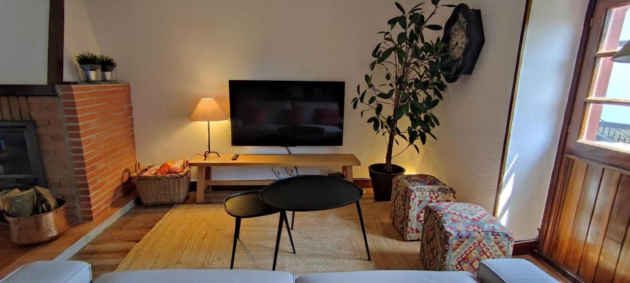 Alojamiento Rural, Jardin, A 25 Minutos De Bilbao, Parking Gratuito Arantzazu Exterior photo