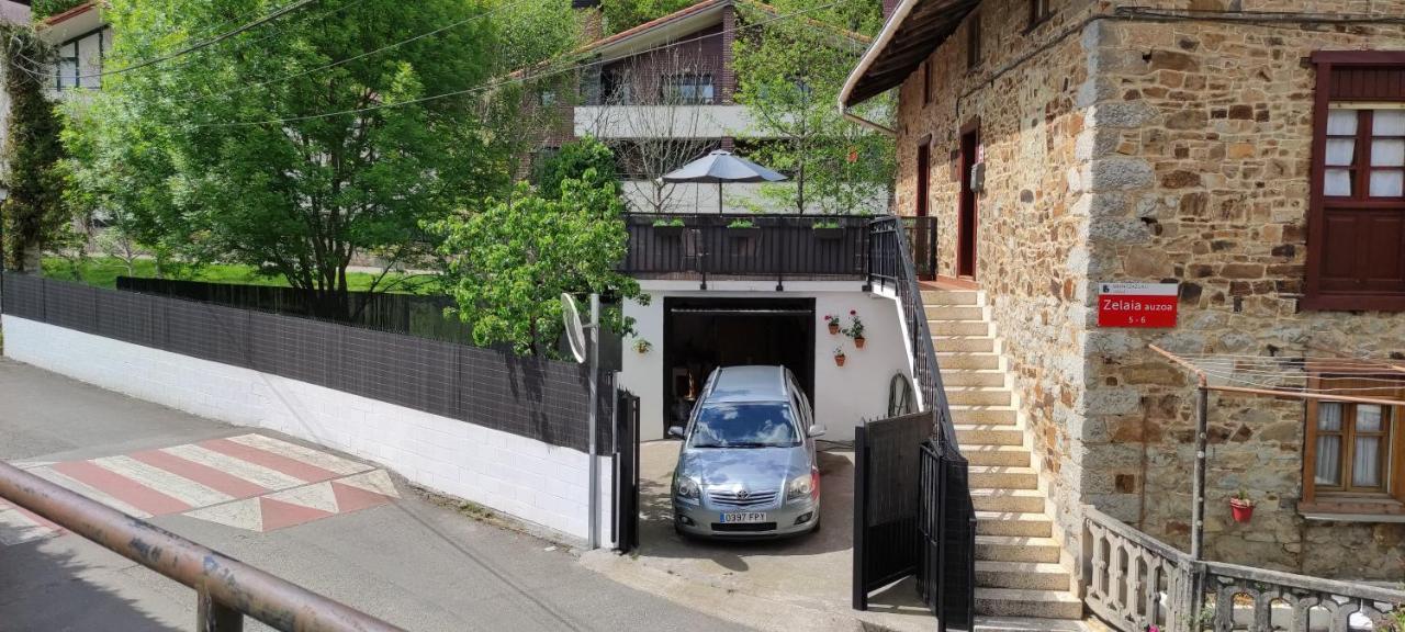 Alojamiento Rural, Jardin, A 25 Minutos De Bilbao, Parking Gratuito Arantzazu Exterior photo