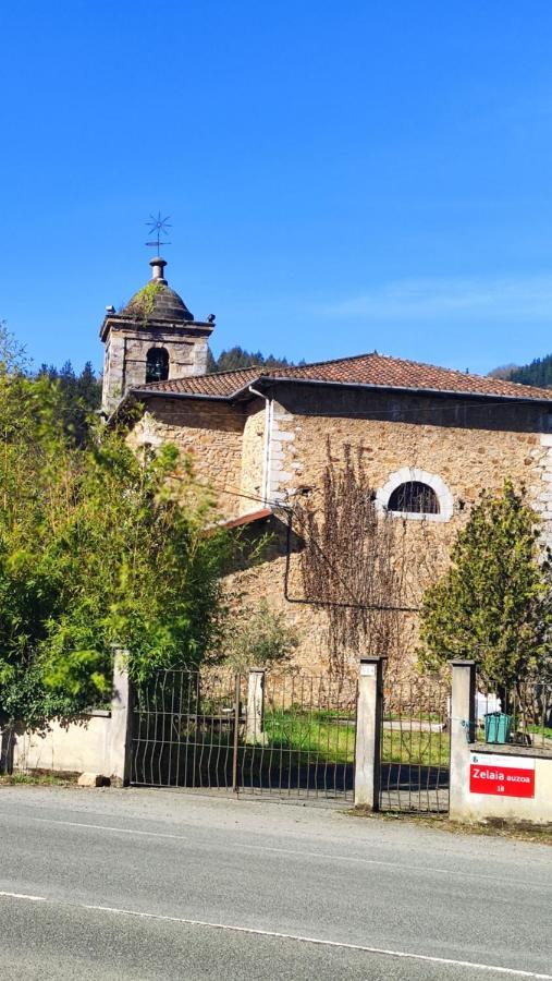 Alojamiento Rural, Jardin, A 25 Minutos De Bilbao, Parking Gratuito Arantzazu Exterior photo